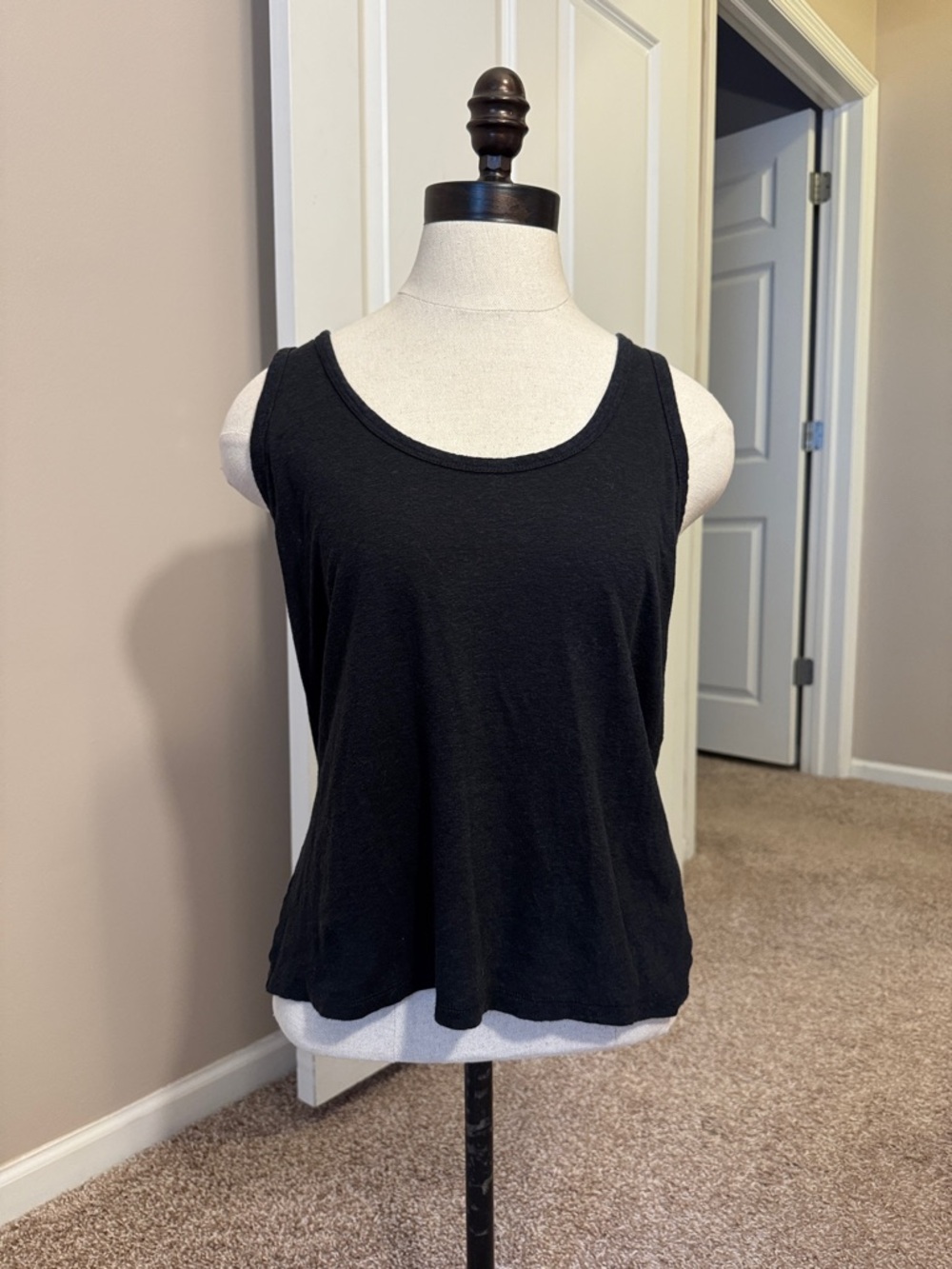 Abercrombie & Fitch Black Cropped Tank Top